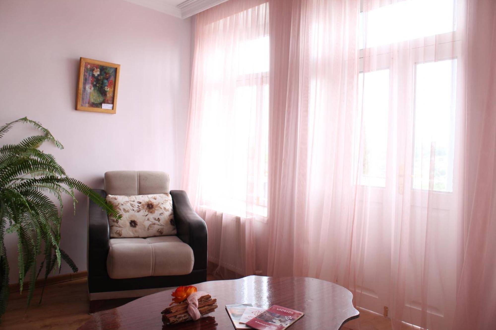 Guesthouse Honeymoon ซิคนาคี ภายนอก รูปภาพ