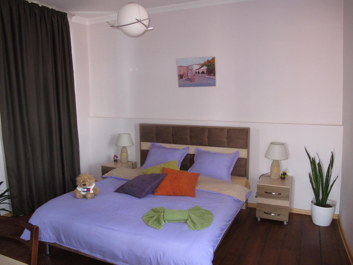 Guesthouse Honeymoon ซิคนาคี ภายนอก รูปภาพ